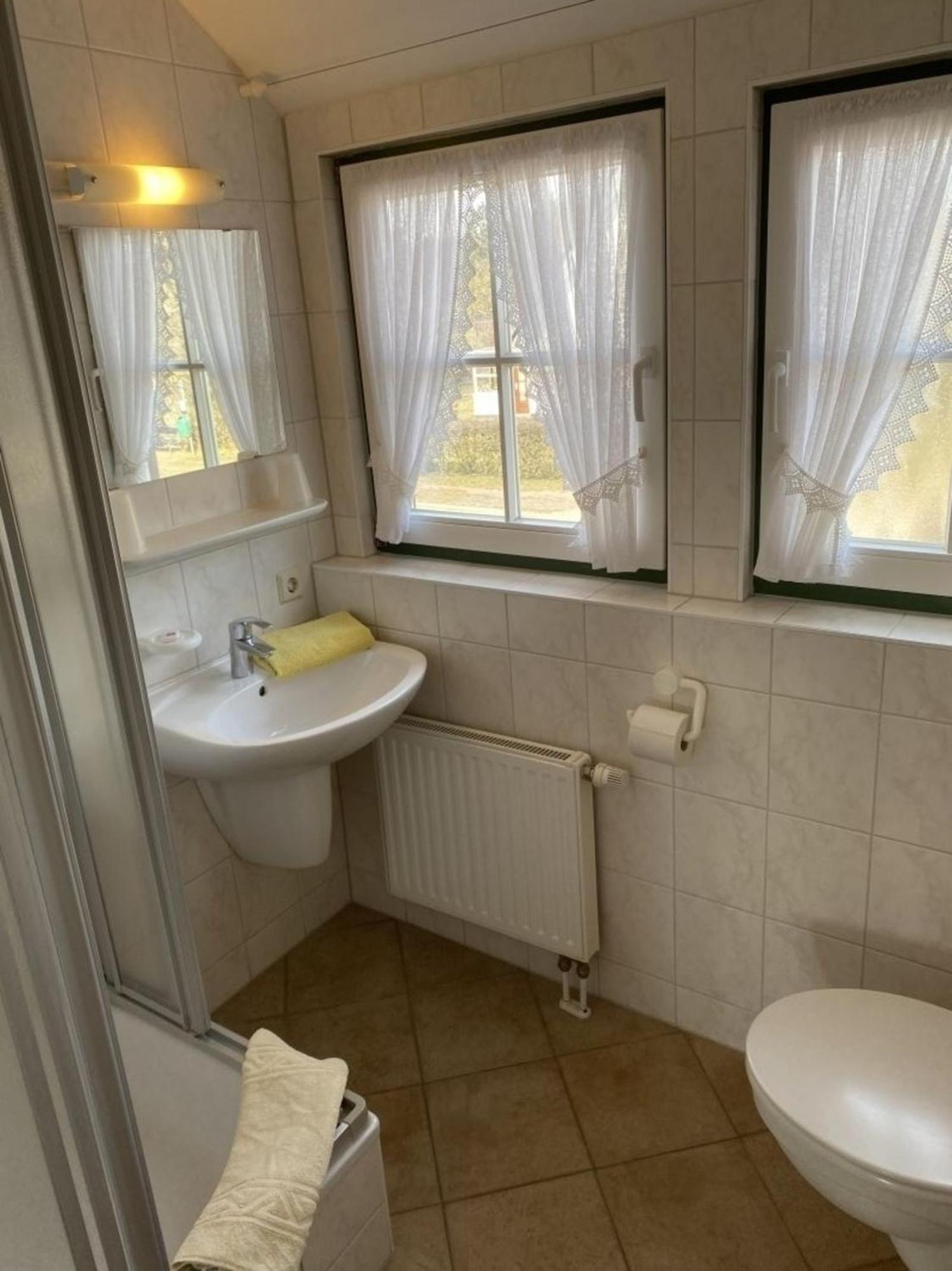 Ferienwohnung Nr 07 Og Spitzboden Борн Экстерьер фото